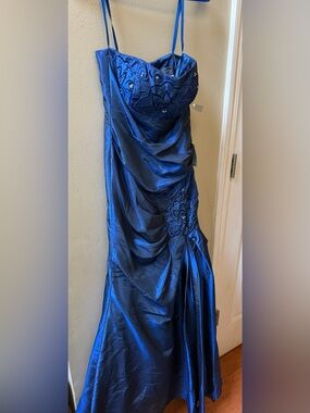 Elegant Royal Blue Satin Prom Gown with Embellished Bodice